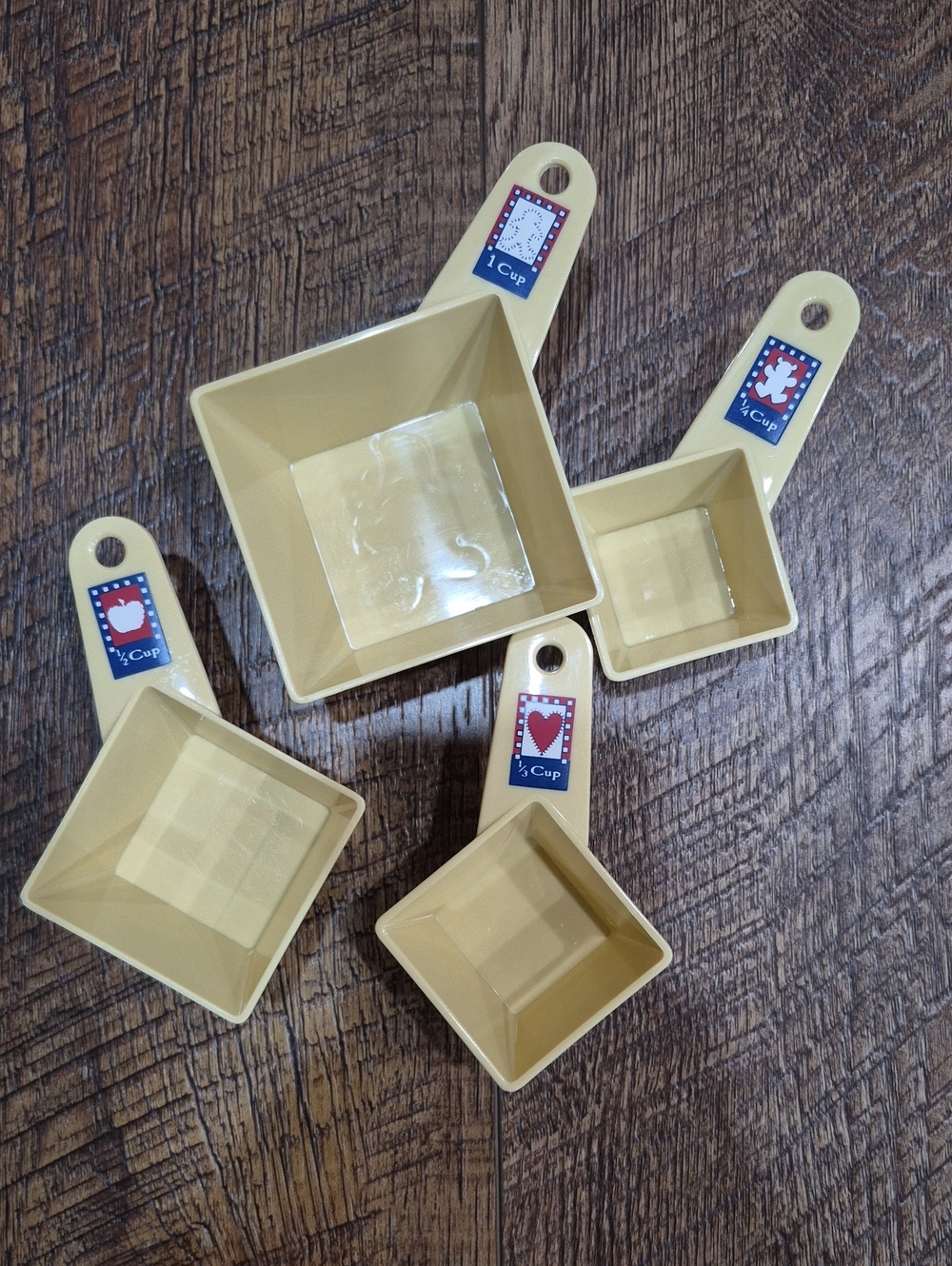 Cottagecore Nesting Measuring Cups With Cookie Cutters Grandmacore